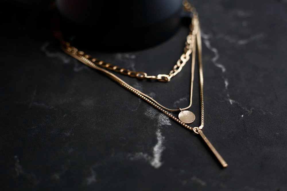 kalung emas