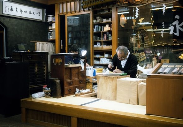 bisnis toko perkakas